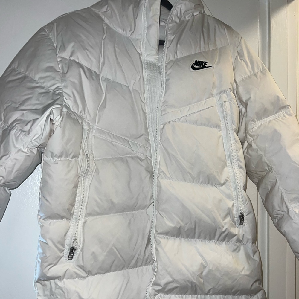 Full length RARE Nike jacket white puffy size small